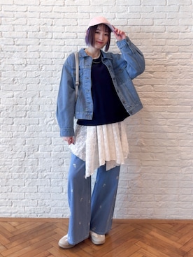 「SHOO・LA・RUE（シューラルー）のベルトデザインショルダーバッグ（ショルダーバッグ、シルバー系）」を使った、chikaさん（レディース・160cm）の春コーディネート