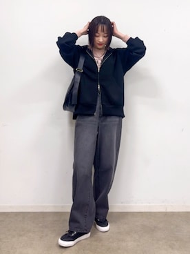 「Cutie Blonde（キューティーブロンド）のアイテム（デニムパンツ）」を使った、chikaさん（レディース・160cm）の秋コーディネート