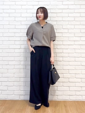 「SHOO・LA・RUE（シューラルー）の【洗濯後しわになりにくい／インせずきまる】麻調ハシゴレーススキッパーブラウス（シャツ/ブラウス、ベージュ系）」を使った、chikaさん（レディース・160cm）の夏コーディネート
