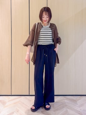 「SHOO・LA・RUE（シューラルー）の【S-LL】大人のシアー感 風合い楽しむバンドカラーシャツ（シャツ/ブラウス、ブラウン系）」を使った、chikaさん（レディース・160cm）の夏コーディネート