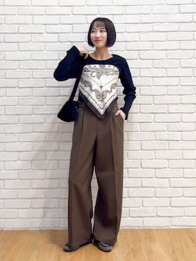 「SHOO・LA・RUE（シューラルー）の【S-LL】シンプルだから使いやすい すっきり見えの長袖トップス（Tシャツ/カットソー、ブラック系）」を使った、chikaさん（レディース・160cm）の秋コーディネート