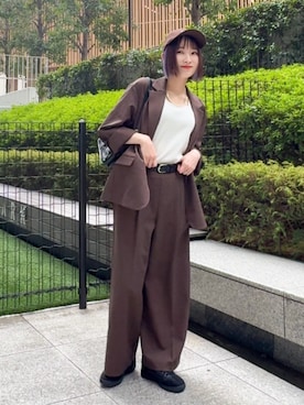 「SHOO・LA・RUE（シューラルー）のベルトデザインショルダーバッグ（ショルダーバッグ、ブラック系）」を使った、chikaさん（レディース・160cm）の春コーディネート