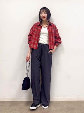 「SHOO・LA・RUE（シューラルー）のアイテム（スニーカー）」を使った、chikaさん（レディース・160cm）の秋コーディネート