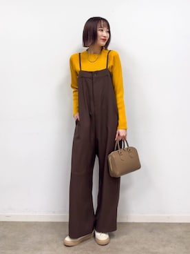 「アイテム（サロペット/オーバーオール）」を使った、chikaさん（レディース・160cm）の秋コーディネート