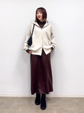 「Cutie Blonde（キューティーブロンド）の【S-LL】上品なレースハイネックトップス（Tシャツ/カットソー）」を使った、chikaさん（レディース・160cm）の秋コーディネート