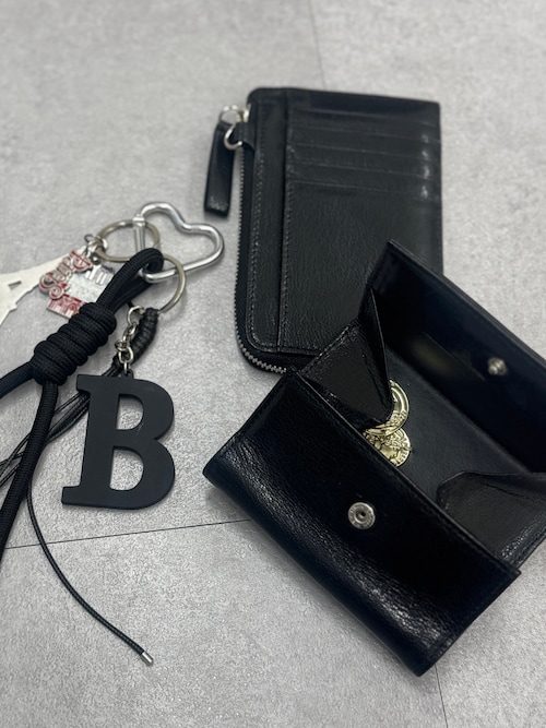 本革》フラグメントケース（財布）｜BEARDSLEY（ビアズリー）の