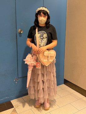 「アイテム（カチューシャ）」を使った、SHILAさん（レディース・166cm）の秋コーディネート
