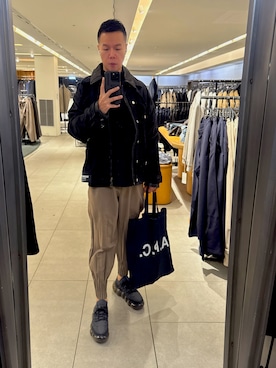 「アイテム（クラッチバッグ）」を使った、stanleyjuanさん（メンズ・174cm）の秋コーディネート