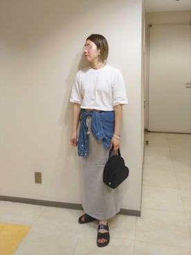 「アイテム（スカート）」を使った、Jinaさん（レディース・167cm）の夏コーディネート