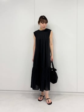 「EMMEL REFINES（エメルリファインズ）のアイテム」を使った、加藤（kato）さん（レディース・168cm）の夏コーディネート