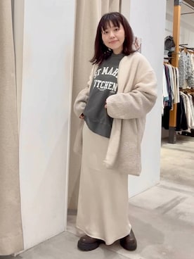 「LEPSIM（レプシィム）のストレッチサテンスカート　497324（スカート）」を使った、minkey0309さん（レディース・154cm）の秋コーディネート