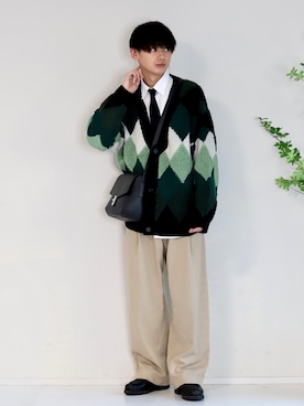 「NO NEED（ノーニード）のアイテム（パンツ）」を使った、やーこん🦊︎︎︎︎︎︎︎︎︎︎︎︎☑︎さん（メンズ・172cm）の冬コーディネート