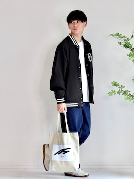 「大学生」｜「アイテム（スタジャン）」を使った、やーこん🦊︎︎︎︎︎︎︎︎︎︎︎︎☑︎さん（メンズ・172cm）の秋コーディネート