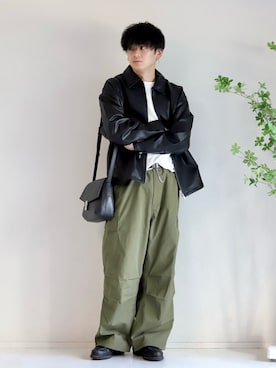 「タックイン」｜「アイテム（ライダースジャケット）」を使った、やーこん🦊︎︎︎︎︎︎︎︎︎︎︎︎☑︎さん（メンズ・172cm）の秋コーディネート