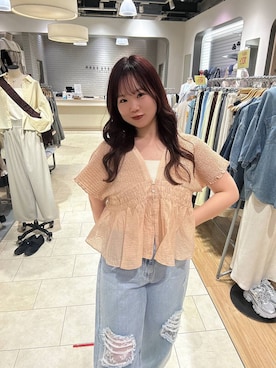 「LOWRYS FARM（ローリーズファーム）のレースデニム　601055（デニムパンツ、ブルー系）」を使った、nanoさん（レディース・152cm）の春コーディネート