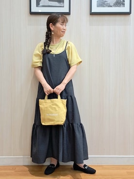 「SHOO・LA・RUE（シューラルー）の【着丈選べる/ひんやり/体型カバー】洗濯後しわになりにくい さらっとドルマントップス（シャツ/ブラウス、イエロー系）」を使った、さおさん（レディース・154cm）の夏コーディネート