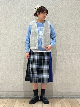 「SHIPS」｜「アイテム（スウェット）」を使った、鞠子さん（レディース・158cm）の秋コーディネート