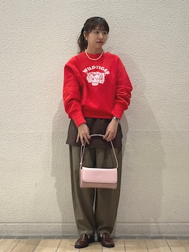 「SHIPS」｜「アイテム（スウェット）」を使った、鞠子さん（レディース・158cm）の秋コーディネート