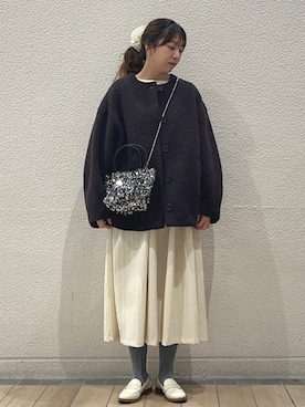 「アイテム（ノーカラーコート）」を使った、鞠子さん（レディース・158cm）の冬コーディネート