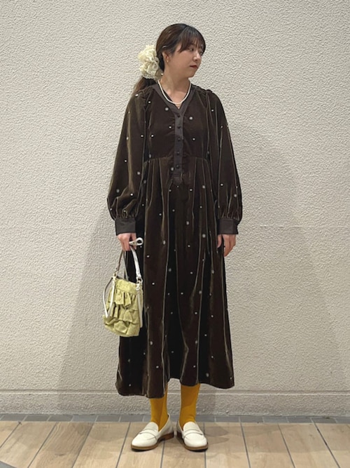 SHIPS any:〈手洗い可能〉ポリエステル ベロア 刺繍 タック フレア