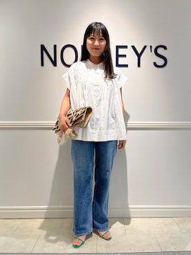 「RED CARD TOKYO（レッドカード）のアイテム（パンツ）」を使った、めいめい🐑さん（レディース・158cm）の夏コーディネート