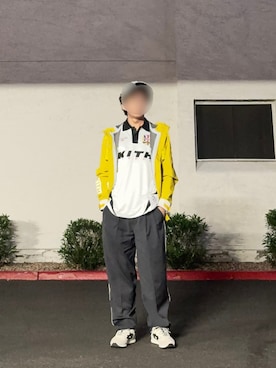 「アイテム（フォーマルスーツ/小物、ブラック系）」を使った、Kith Su Kithさん（メンズ・160cm）の冬コーディネート