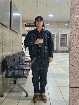 「アイテム（メガネ）」を使った、SAM LINさん（メンズ・170cm）の冬コーディネート