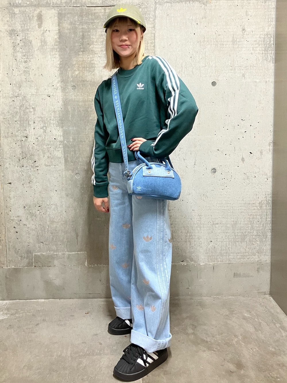 HM(アディダス ブランドコアストア 軽井沢)｜adidasのスウェットを使っ