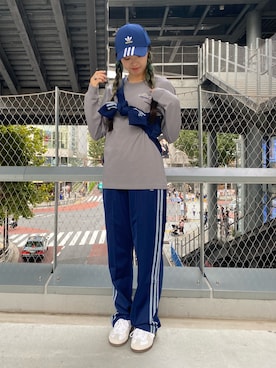 「ジャーマントレーナー」｜「アイテム（スウェットパンツ）」を使った、MRさん（レディース・168cm）の秋コーディネート
