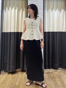「A part by（アパートバイ）のブークレペプラムニットノースリーブ（ベスト、ホワイト系）」を使った、Aoさん（レディース・161cm）の夏コーディネート