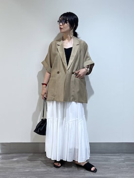 「アイテム（テーラードジャケット、イエロー系）」を使った、Aoさん（レディース・161cm）の夏コーディネート