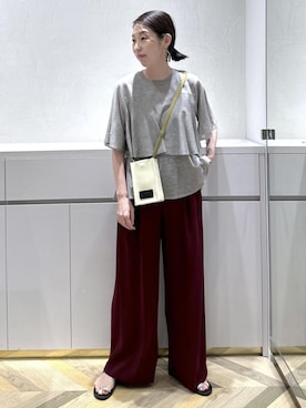 「アイテム（ショルダーバッグ）」を使った、TOMOMIさん（レディース・160cm・40代）の夏コーディネート