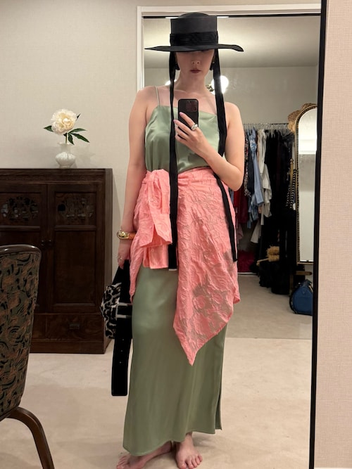 Fastener slit satin dress/ファスナースリット キャミソールサテンドレス