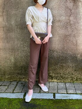 「ADAM ET ROPE'（アダムエロペ）のラウンドクロスボディーバッグ（ショルダーバッグ）」を使った、ラテさん（レディース・169cm）の夏コーディネート