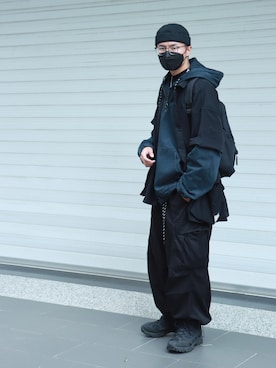 「PULL&BEAR（プルアンドベア）のアイテム（トップス）」を使った、吳俊賢さん（メンズ・177cm）の冬コーディネート