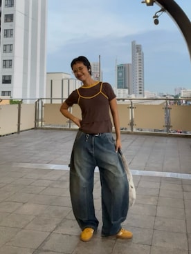 「アイテム（スニーカー）」を使った、lalaisbさん（レディース・167cm）の秋コーディネート