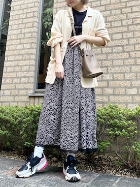 「アイテム（ルームウェア）」を使った、REVEYUさん（レディース・160cm）の秋コーディネート