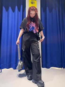 「アイテム（カーゴパンツ）」を使った、Suzuka さん（レディース・158cm・20代）の夏コーディネート