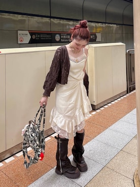 「PAGEBOY（ページボーイ）のスカシリーフニットボレロ 【一部カラーWEB限定】（カーディガン/ボレロ、ブラウン系）」を使った、Suzuka さん（レディース・158cm）の夏コーディネート