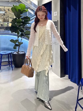 「PAGEBOY（ページボーイ）のスリムレッグフレアデニム【4color/4size】（デニムパンツ、ブルー系）」を使った、Suzuka さん（レディース・158cm）の春コーディネート