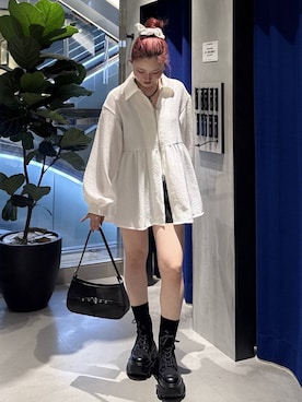 「PAGEBOY（ページボーイ）のレースアップソックスブーツ（ブーツ、ブラック系）」を使った、Suzuka さん（レディース・158cm）の春コーディネート