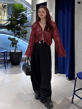 「PAGEBOY（ページボーイ）の<高畠百加着用アイテム>プラットチャンキースニーカー（スニーカー、ブラック系）」を使った、Suzuka さん（レディース・158cm）の春コーディネート