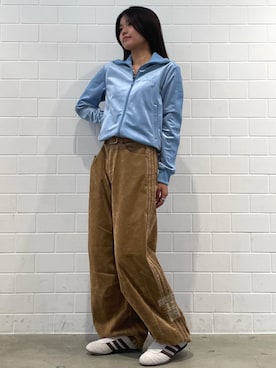 「アイテム（ジャージ）」を使った、MNさん（レディース・161cm）の秋コーディネート