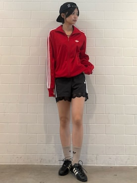 「adidas（アディダス）のレース トリム スリーストライプス ショーツ ショートパンツ  / ハーフパンツ / アディダスオリジナルス adidas Originals（その他パンツ、ブラック系）」を使った、MNさん（レディース・161cm）の夏コーディネート