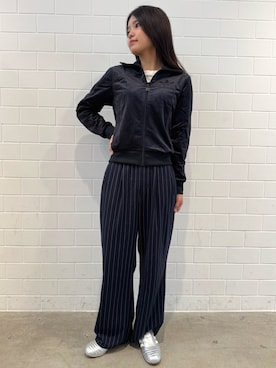 「アイテム（ジャージ）」を使った、MNさん（レディース・161cm）の秋コーディネート