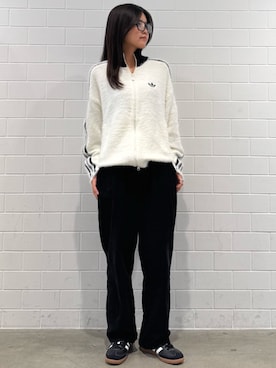 「アイテム（ジャージ）」を使った、MNさん（レディース・161cm）の秋コーディネート