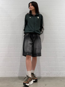 「アイテム（ジャージ）」を使った、MNさん（レディース・161cm）の秋コーディネート