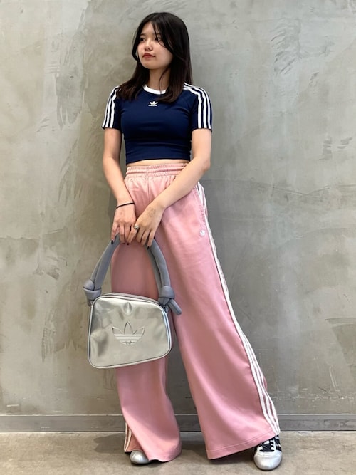 サテン ワイドレッグパンツ ラッフル スリーストライプス WIDE