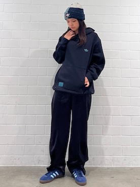 「adidas（アディダス）のアイテム（スウェットパンツ）」を使った、MNさん（レディース・161cm）の秋コーディネート