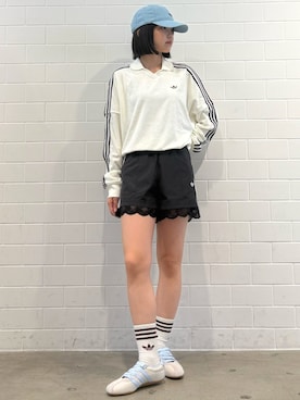 「adidas（アディダス）のレース トリム スリーストライプス ショーツ ショートパンツ / アディダスオリジナルス adidas Originals（その他パンツ、ブラック系）」を使った、MNさん（レディース・161cm）の春コーディネート